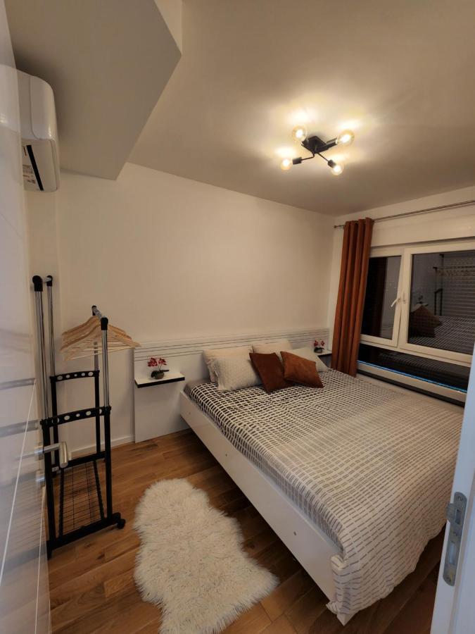 Apartman Park Lake ทูซลา ภายนอก รูปภาพ