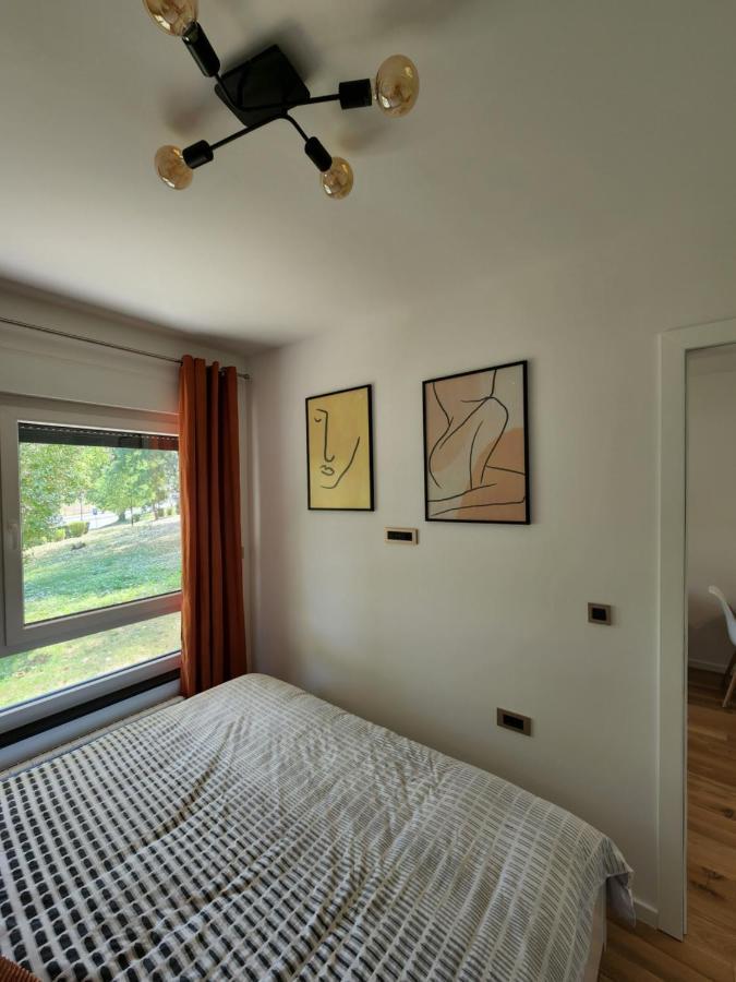 Apartman Park Lake ทูซลา ภายนอก รูปภาพ